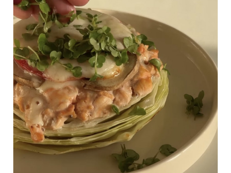 Высокобелковый ужин с курицей и капустой